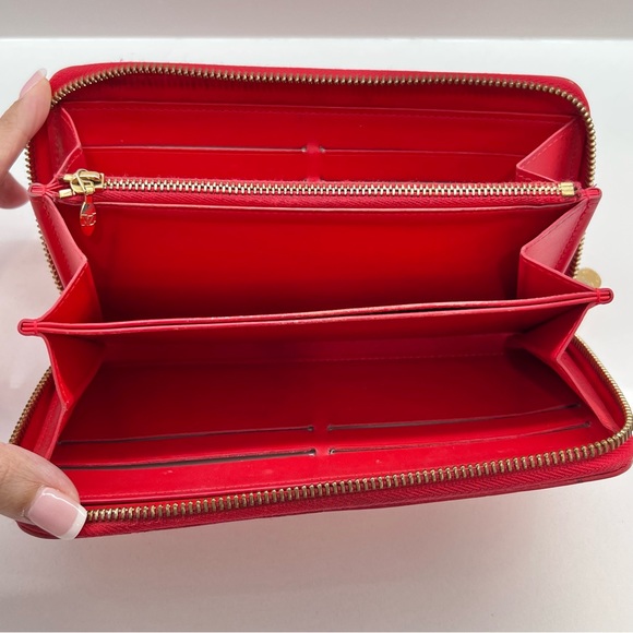 LOUIS VUITTON Vernis wallet - Picture 7 of 12